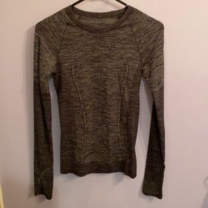 Lululemon Women’s Black Long Sleeve